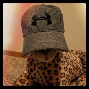 Men's MD/LG Under Armour Hat